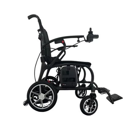13KG silla de ruedas eléctrica ligera con capacidad de peso de 300Lbs y batería de litio