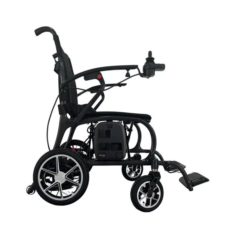 Silla de ruedas eléctrica con motor DC24V150W*2 y tamaño plegable 730mm*310mm*710mm